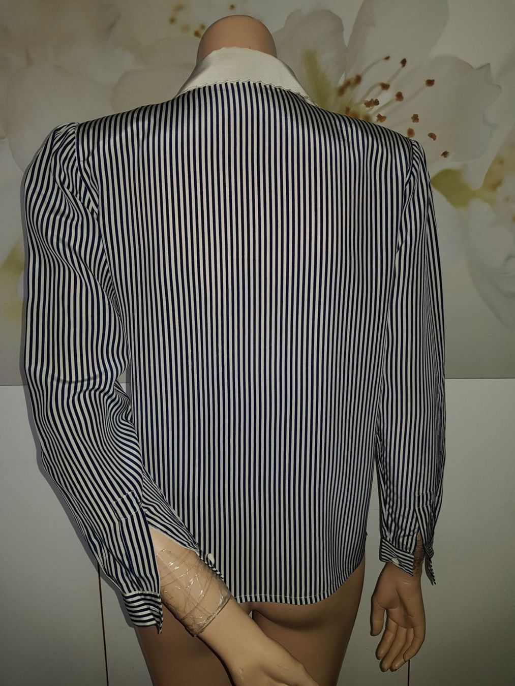 Blusen: Blouse en soie / Seiden Bluse BALLOON   Taille/Grosse 36 – Gebraucht aus Cossonay-ville von Super-Price-Quality 7