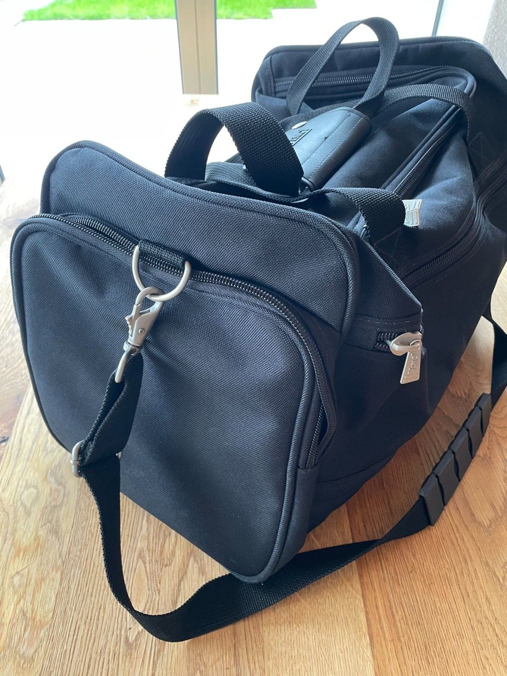 Taschen: Reisetasche schwarz – Gebraucht aus Frenkendorf von aussie22 1