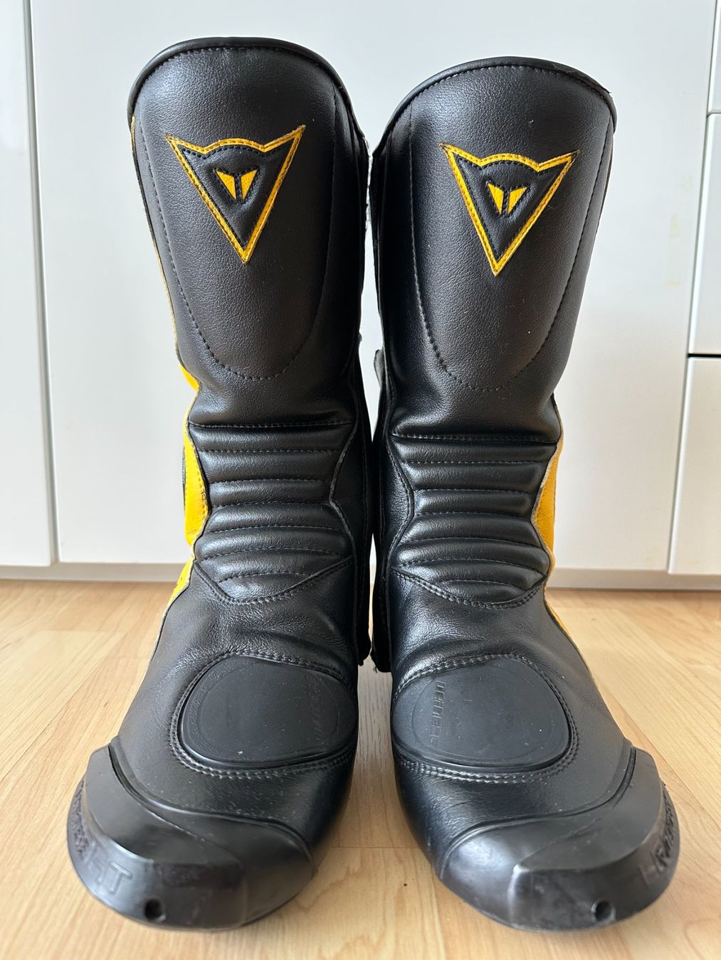 Dainese Scarpe da uomo: Motorradstiefel Dainese – Usato da Mels venduto da FinSz93