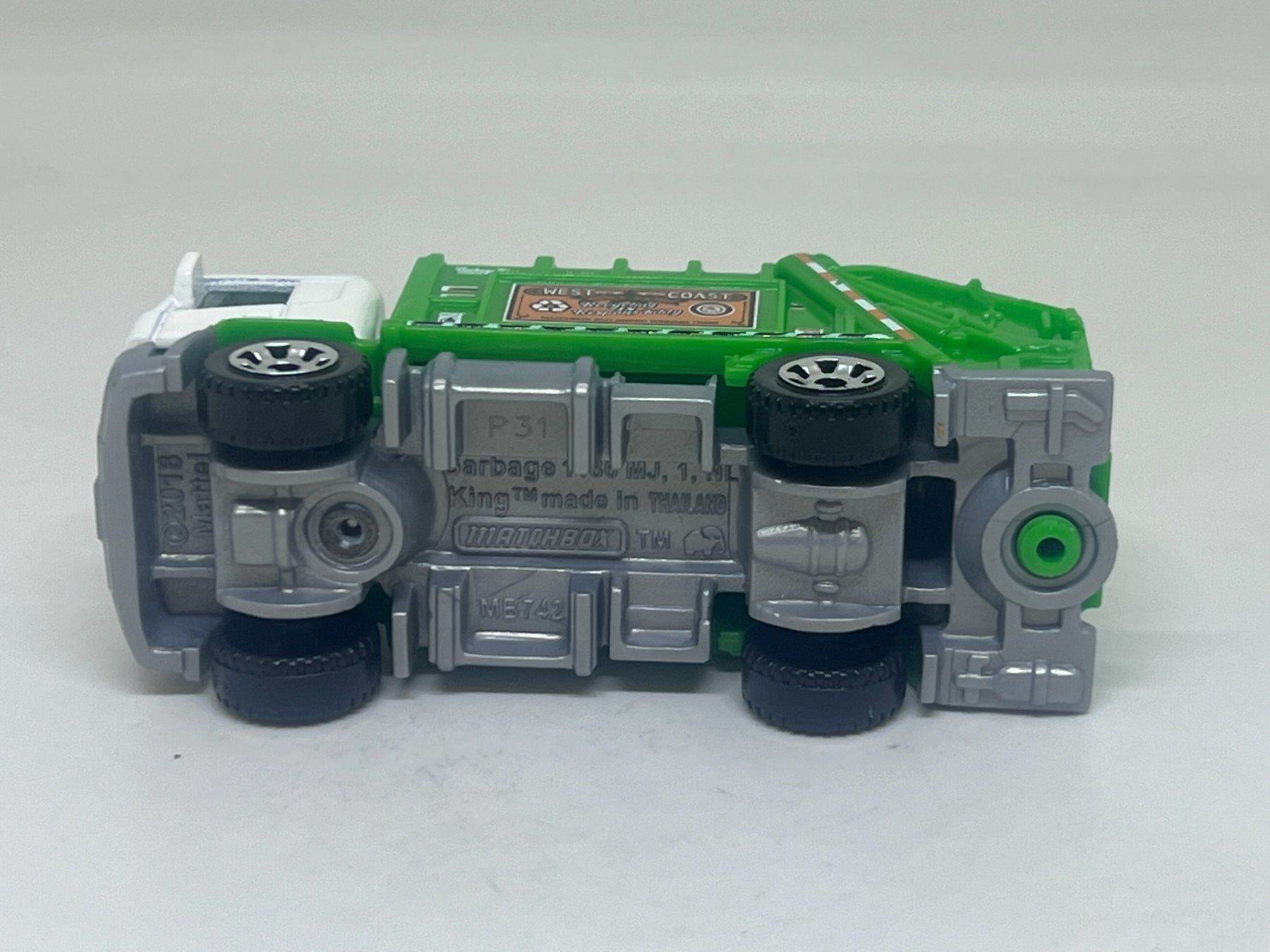 Matchbox Modellautos: Matchbox Garbage #28 – Gebraucht aus Wildegg von LaaBoutique 3