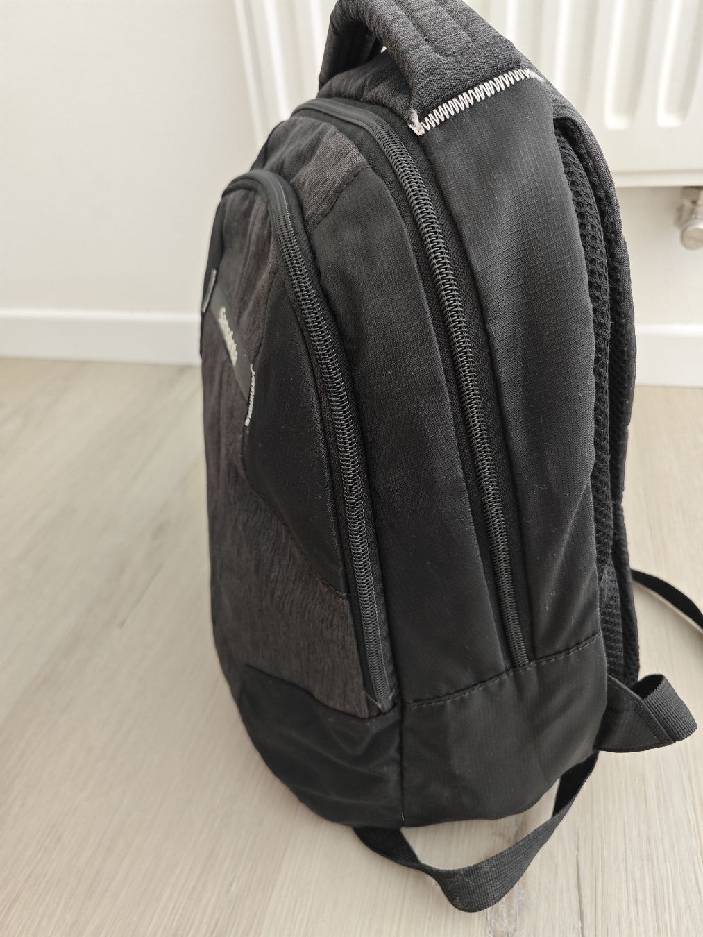 Samsonite Zaini: Zaino Samsonite nero – Usato da Biasca venduto da Giampy38 4