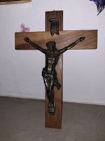 Altes Holzkreuz mit Jesusfigur, Holz, ca. 39cm hoch Messing 