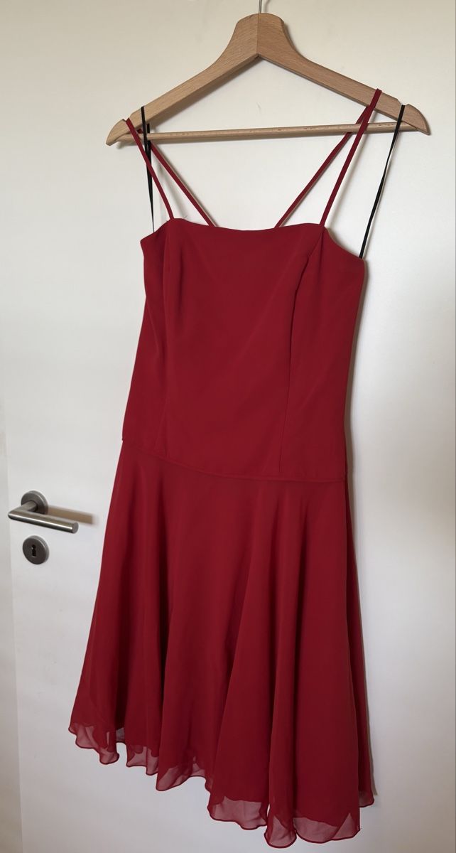 Vestiti: Kleid rot Grösse 36 neu mit Etikett – Nuovo e nell'imballaggio originale da Niederhelfenschwil venduto da Edenwater12