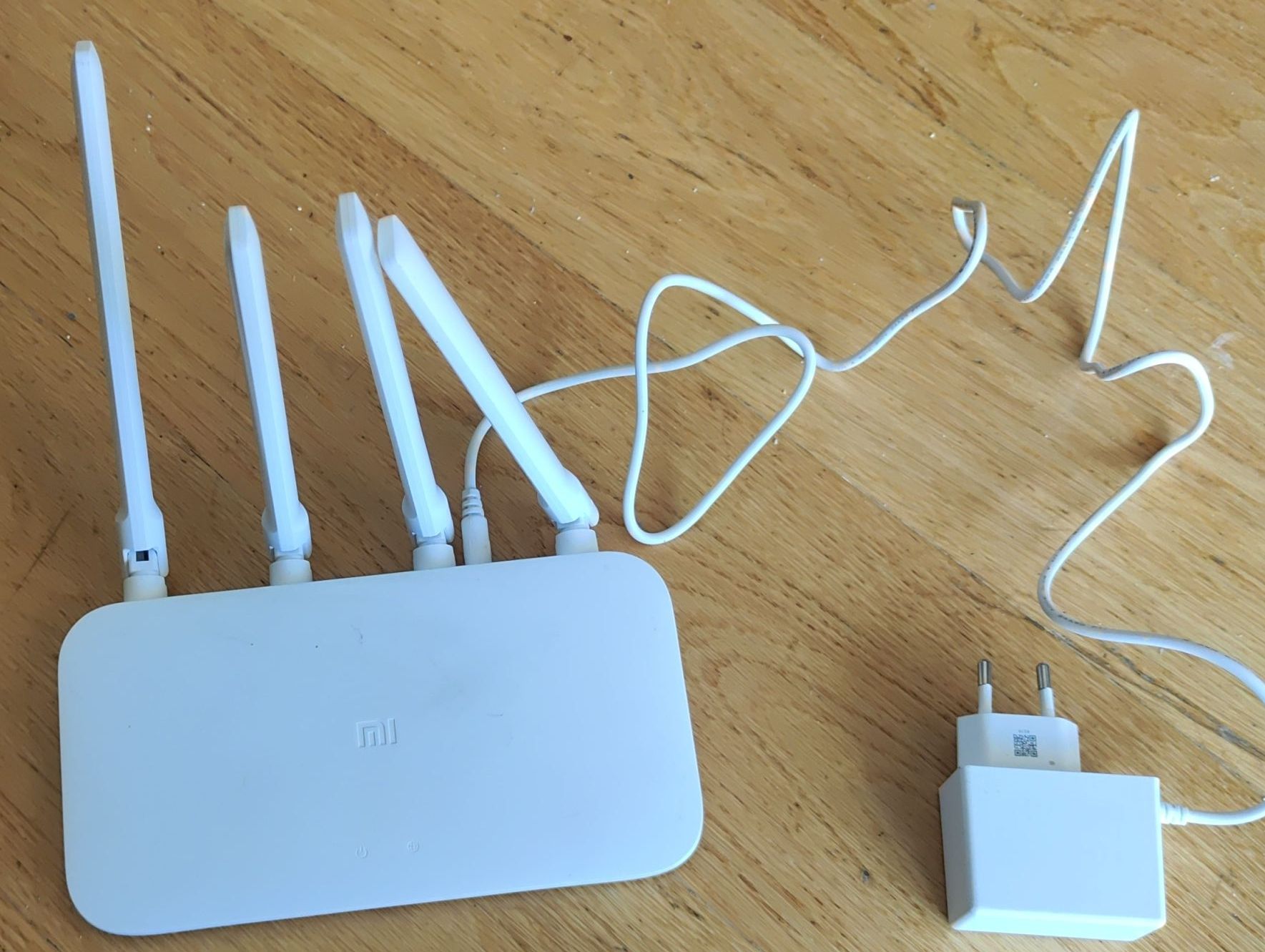 Xiaomi Modem & Router: Routeur Xiaomi Mi 4C  - Comme neuf! – Usato da Lausanne 25 venduto da nlm