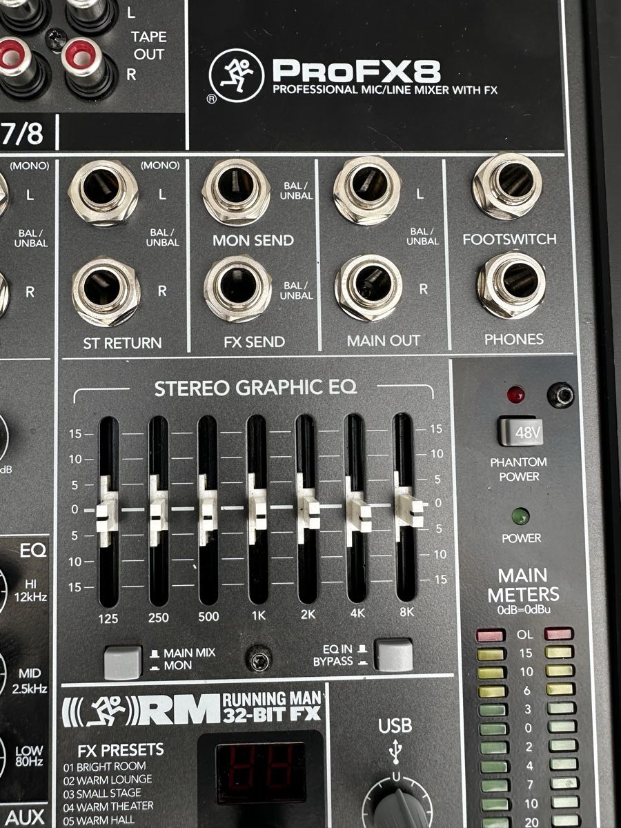 Mackie Console di mixaggio: Mackie ProFX8 Audio Mixer – Usato da Zürich venduto da deftwow 8
