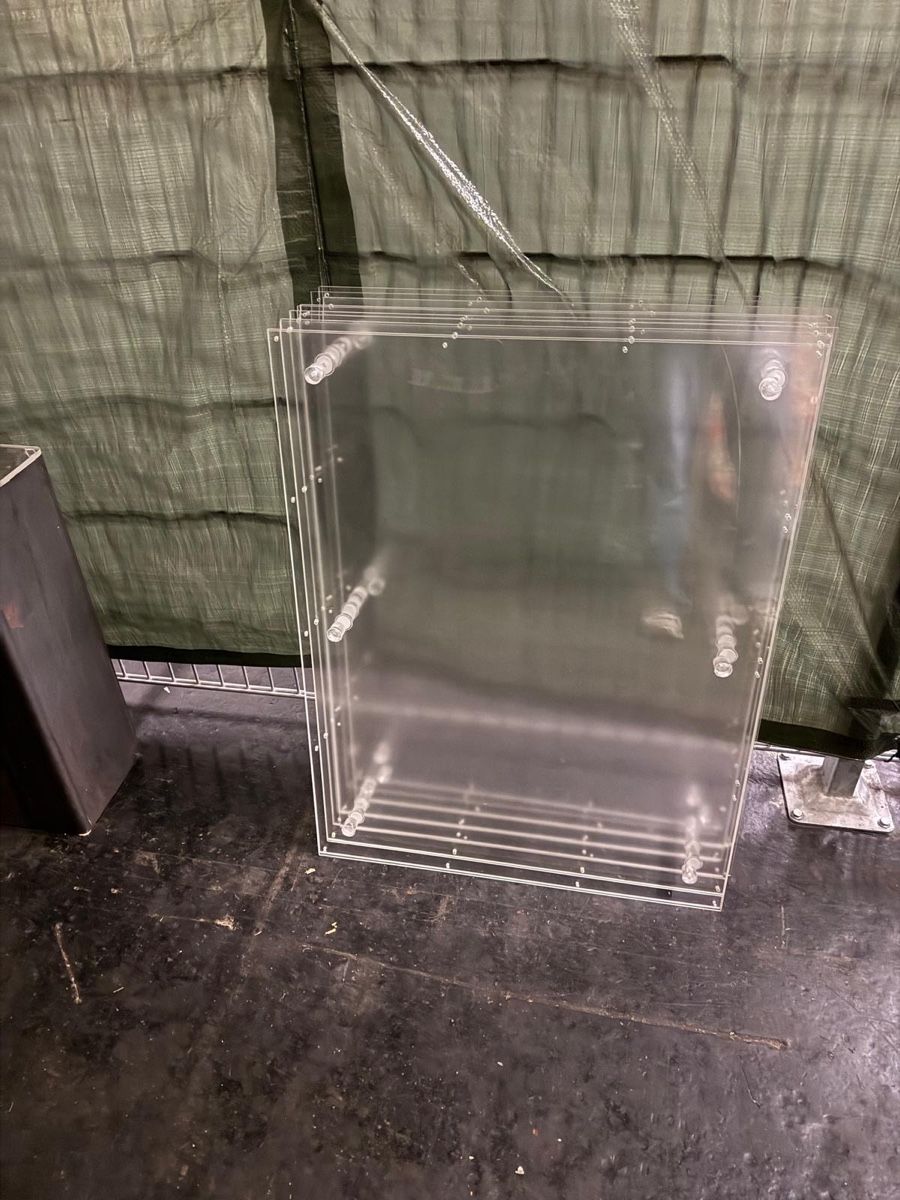 Cornici: Plexiglas Bilderrahmen – Usato da Niederscherli venduto da catch_helene