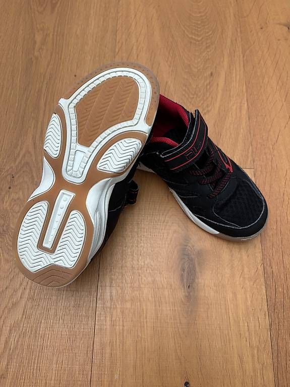 Fila Scarpe per ragazzi: Fila Hallenschuh Gr. 32 – Usato da Stetten SH venduto da Nicole_5 1