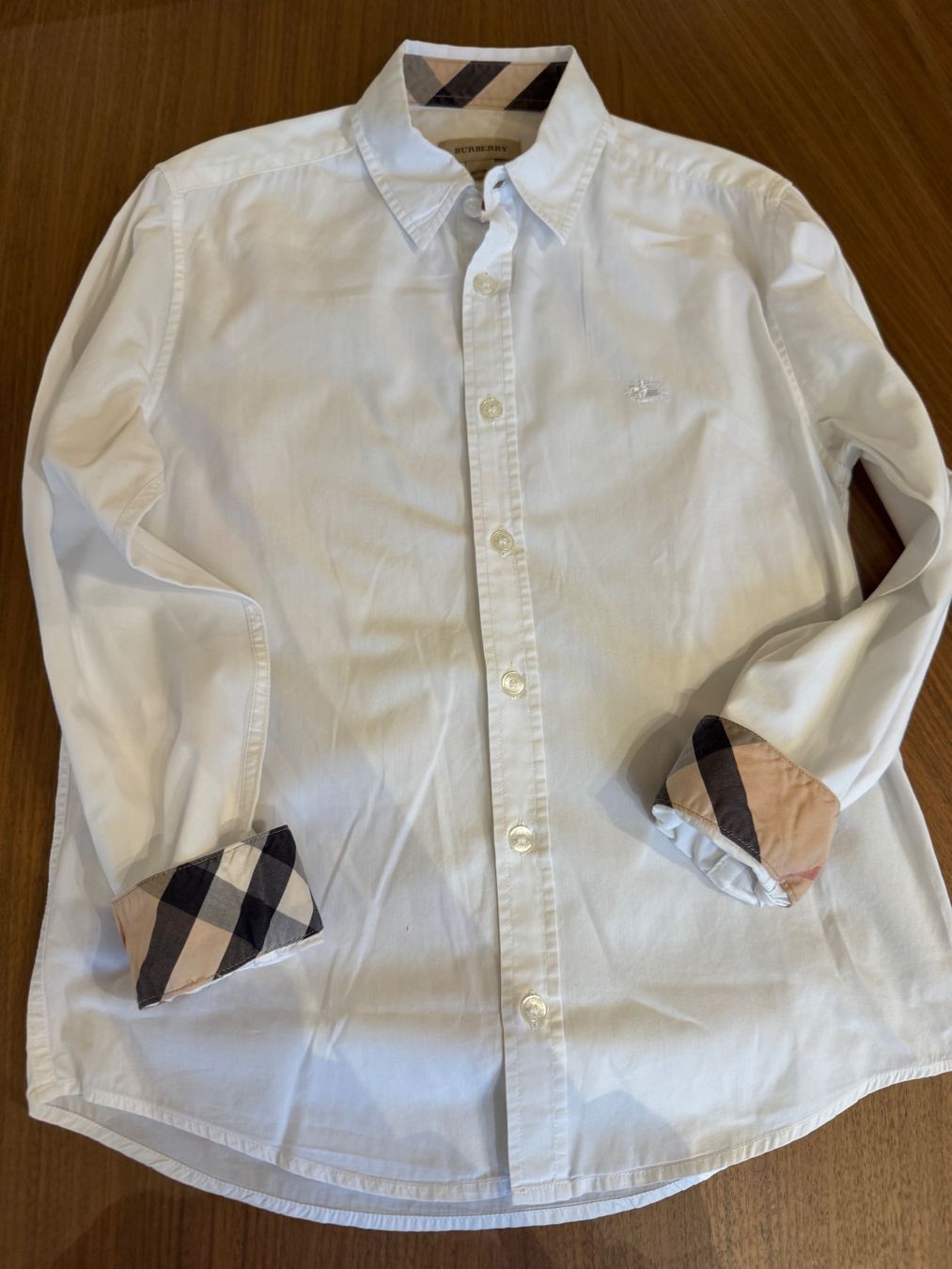 Burberry Camicie, T-shirt & Polo: Burberry chemise T 10 ans – Usato da Conches venduto da chn_hgl6 1