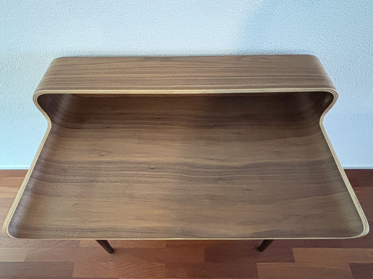 La Redoute Scrivanie: Vernan Walnut Veneered Desk – Usato da Ennetbaden venduto da FSzalay 2