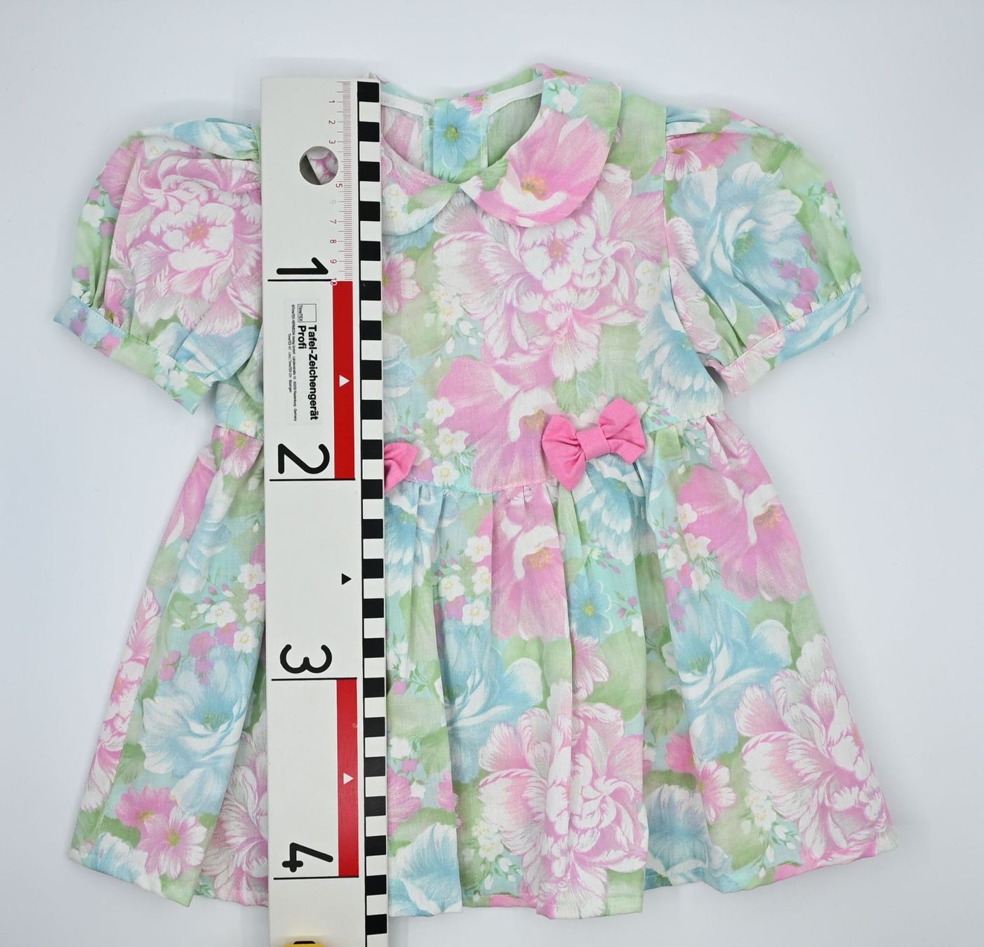 Vestiti & Gonne: Mädchenkleid mit Blumenmuster Grösse 80 – Usato da Dürnten venduto da pema28 2