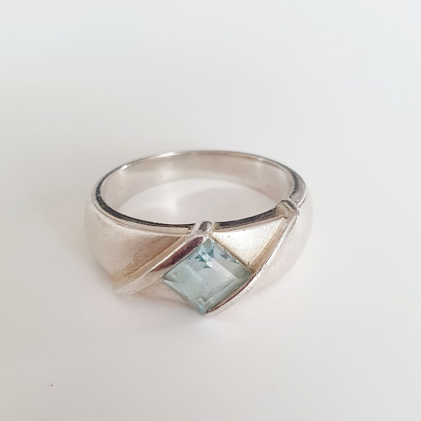 Anelli: Silber Ring 925er mit blauem Stein Grösse 19.4 mm  – Usato da Kreuzlingen venduto da Wunderkiste123