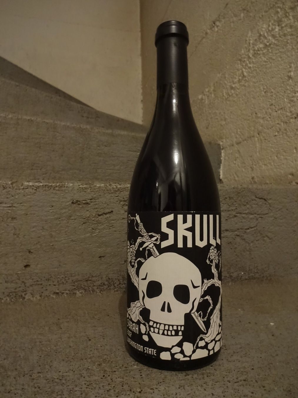 Vino: 98 PP  -  K Vinters  "SKULL"  2007 – Nuovo (secondo la descrizione) da Cham venduto da mktreasure 1