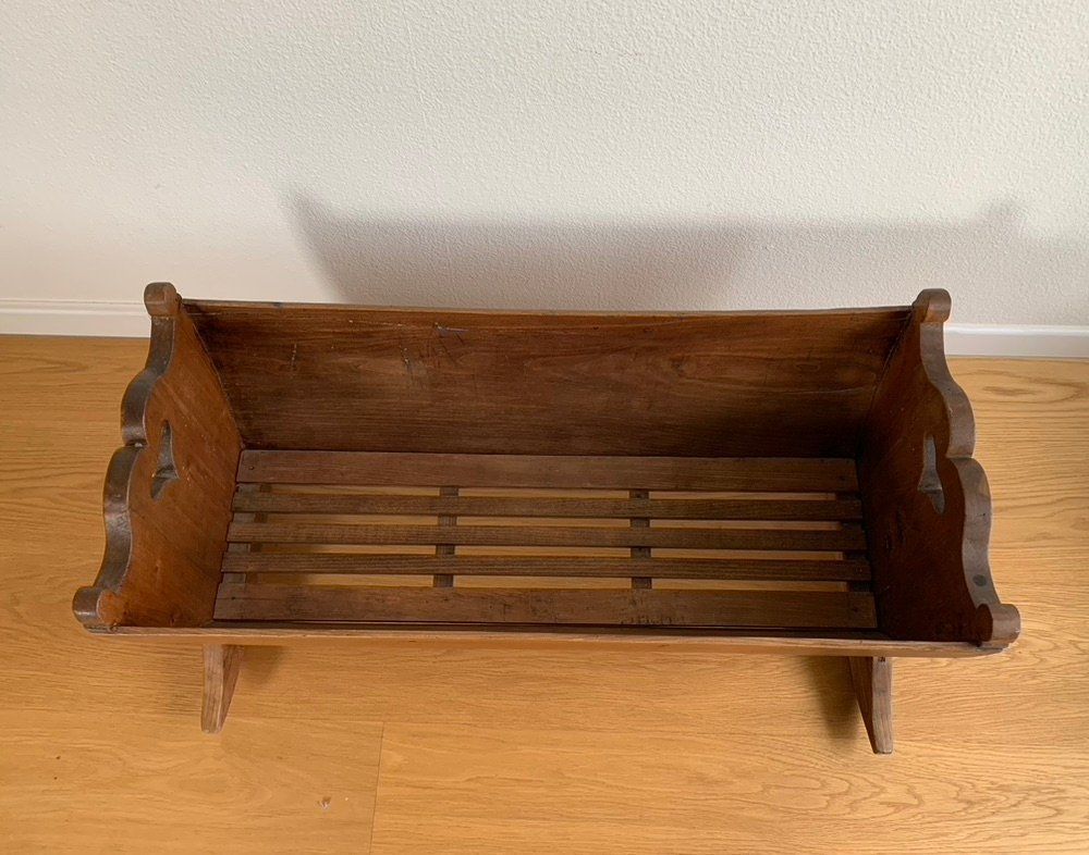 Letti: Antique Wiege – Usato da Arlesheim venduto da Clouny 3