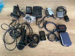 Diverse Kamera Zubehörteile, Ladegeräte, Mikrofon, guter ...