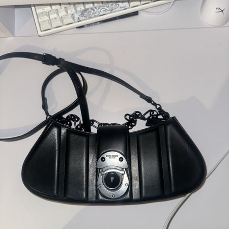 Steve Madden Schultertasche Schwarz – Sehr guter Zustand