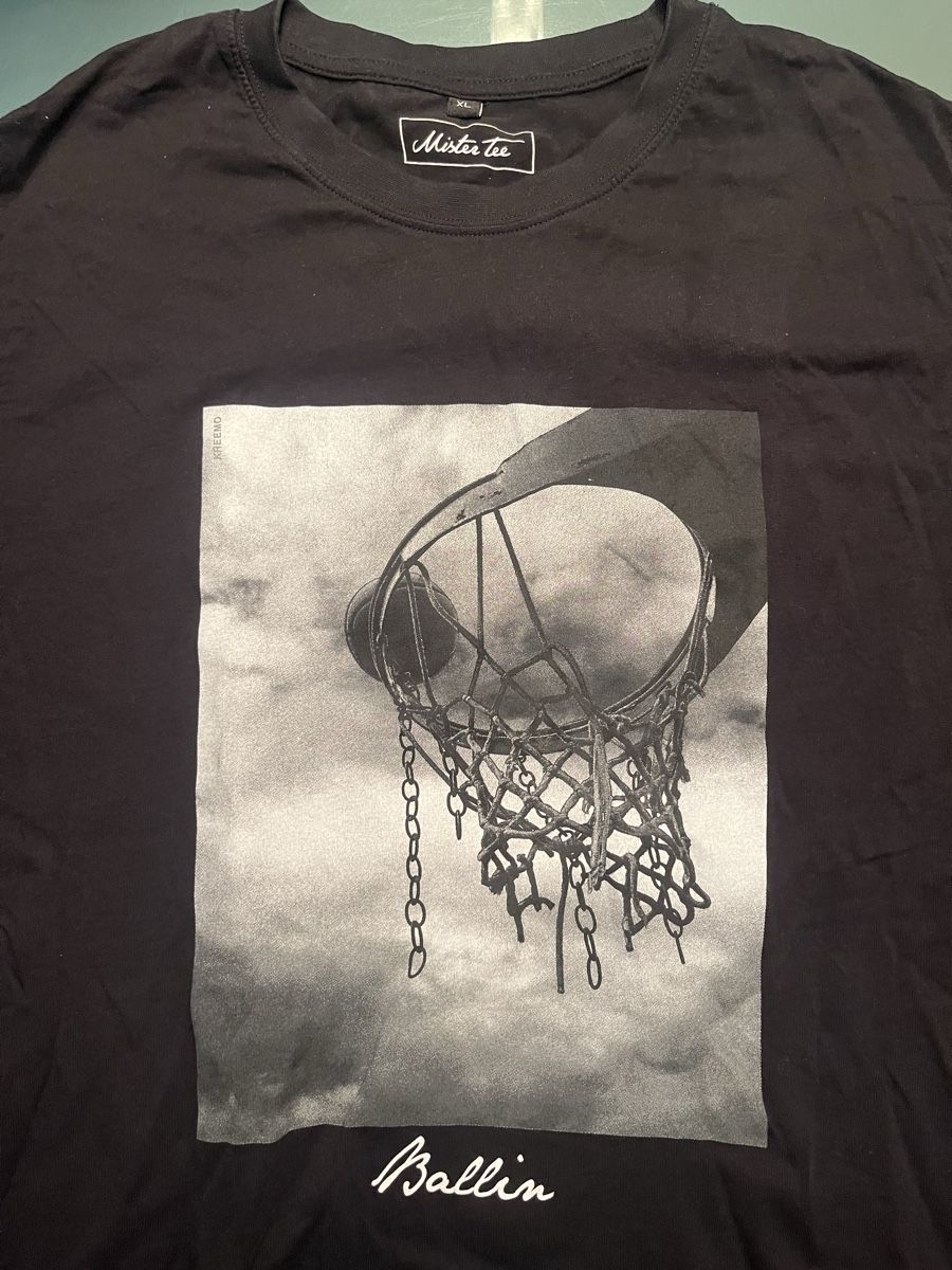 T-shirt: T-Shirt XL – Usato da Uster venduto da remsi_benemsi