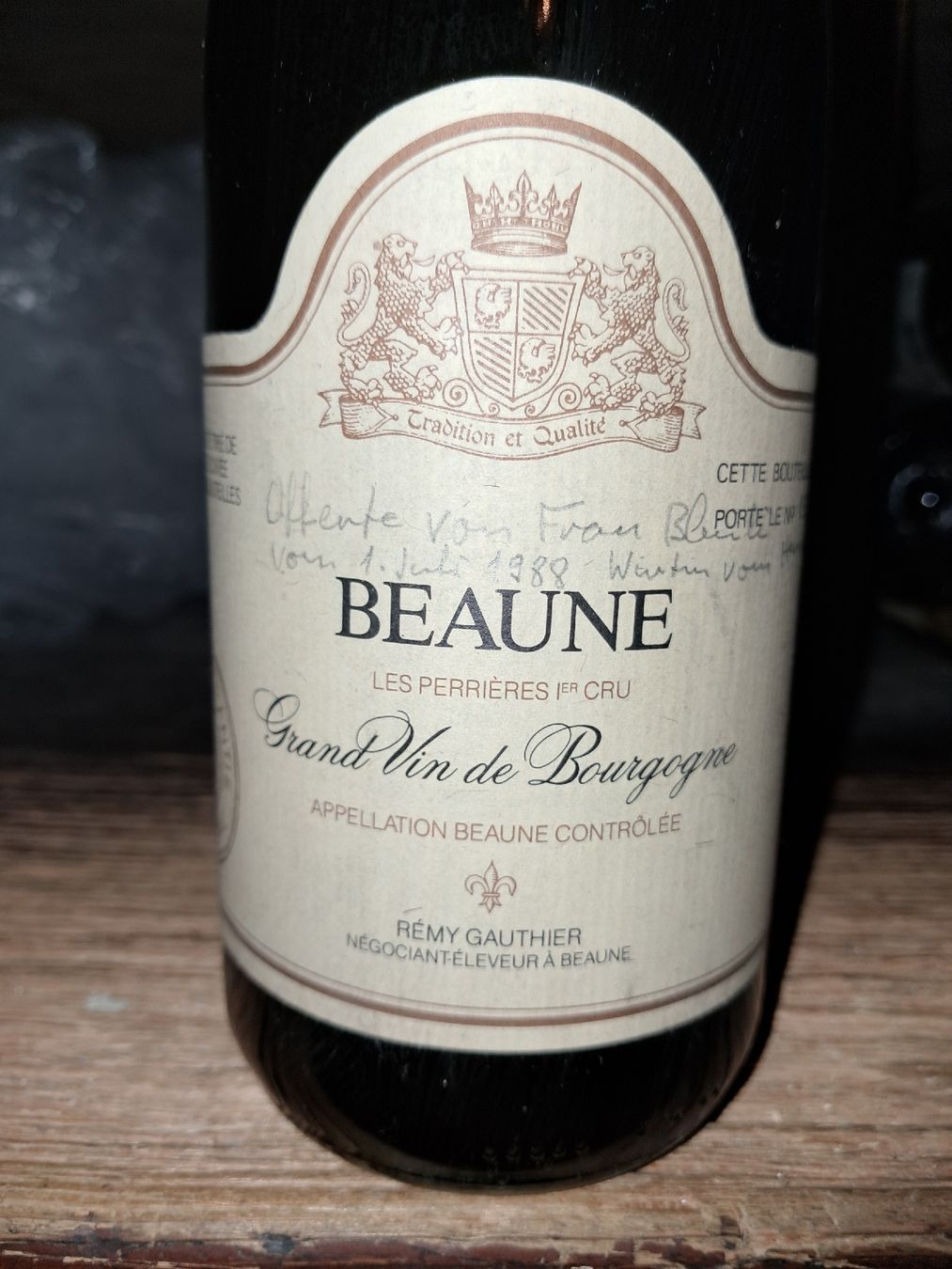Wein: Beaune Premier Cru "Les Perrières" 1981 – Neu und originalverpackt aus Le locle von juliensaran 1