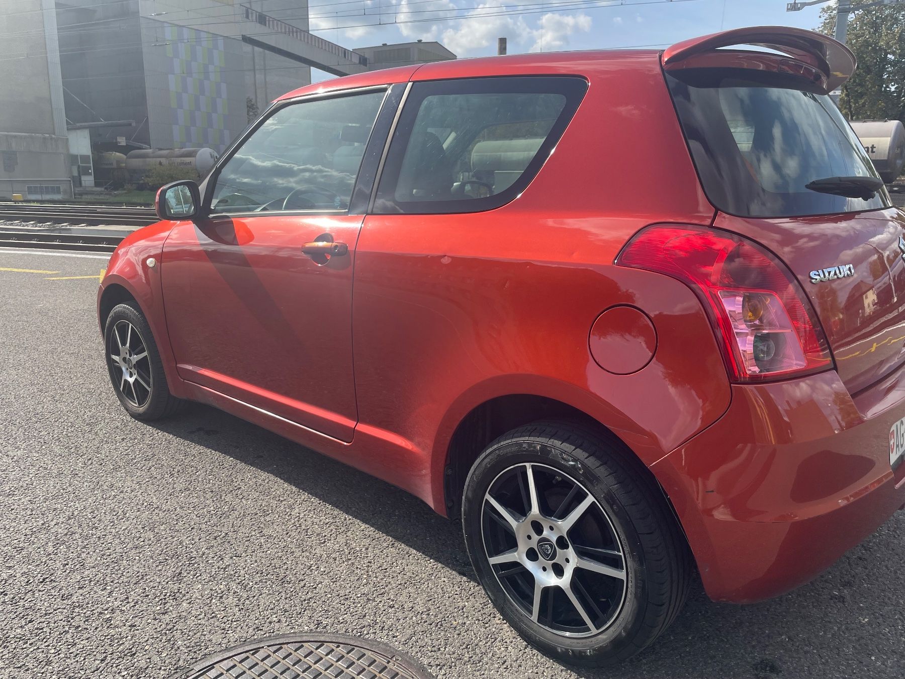 Suzuki Autos: Suzuki Swift 1.3 – Gebraucht aus Niederlenz von JasminaK01 8
