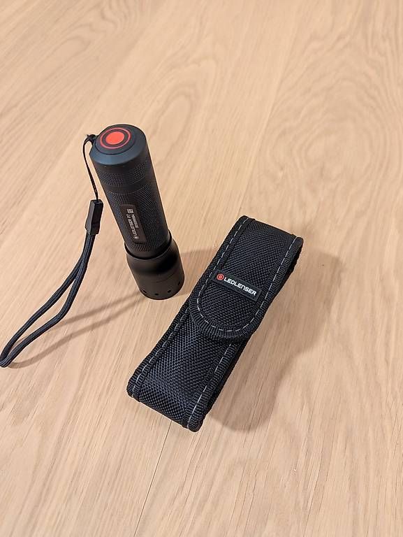 Ledlenser Lampade: Taschenlampe original Led Lenser – Usato da Uetikon am See venduto da kil_zky5 1