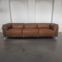Cassina LC3 Dreisitzer-Sofa in Cognacfarbenem Leder