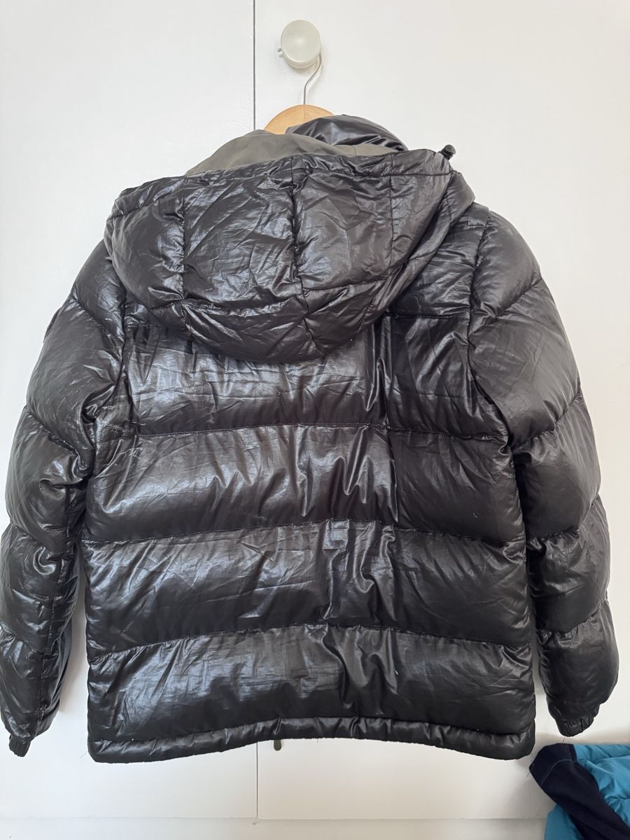 Jacken: Damen Daunenjacke  – Gebraucht aus Gossau SG von EMK230815 1
