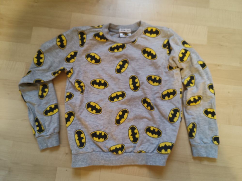 Maglioni & Felpe: Sinsay Batman Pullover Gr 140 cm Sweatshirt grau – Usato da Oberhofen am thunersee venduto da cri_6md2