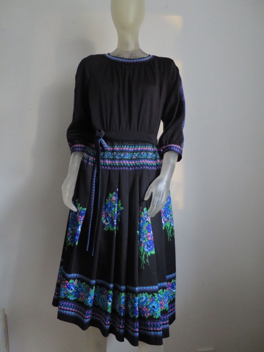 Vestiti: Vintage Kleid mit Print, Grösse 38 – Usato da Basel venduto da YanaR10