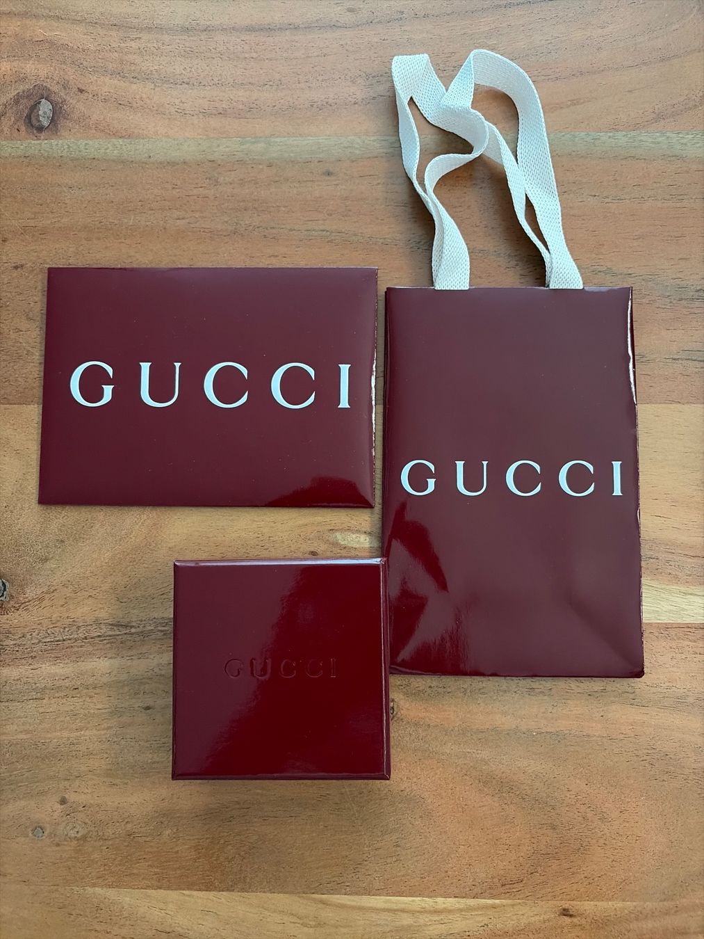Gucci Altro in  Abbigliamento & Accessori: GUCCI Kuvert, Box, Papierbag neu – Nuovo (secondo la descrizione) da St. Moritz venduto da Capricorn88