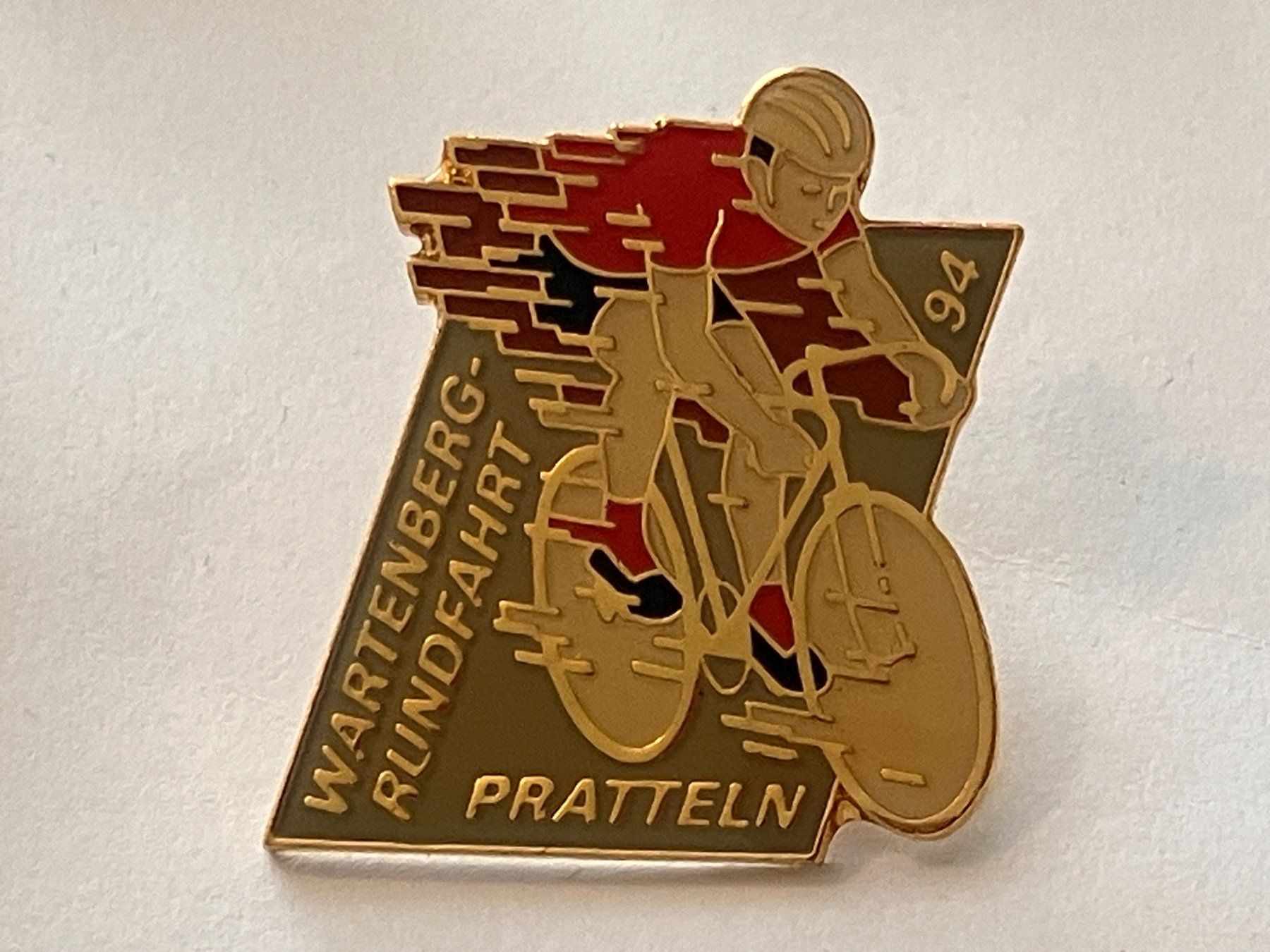 Placchette & Badge: 1 Pin Wartenberg Rundfahrt Pratteln 1994 – Usato da Basel venduto da djwwpp