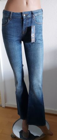 Neue Cup Of Joe Damen Jeans Gr. 27/32 Schlaghose