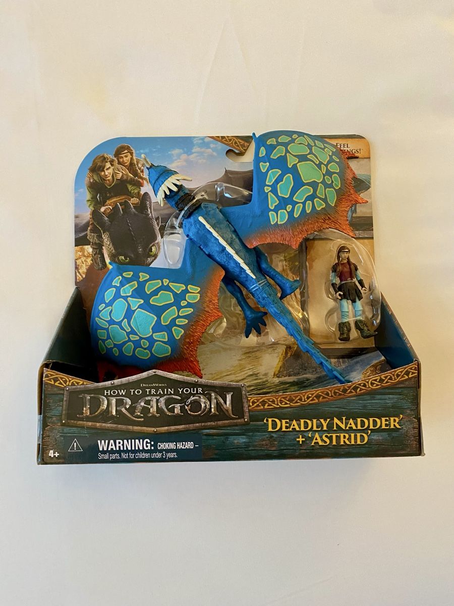 Statuette: How to train your dragon, Deadly Nadder + Astrid Dragons – Nuovo e nell'imballaggio originale da Oberembrach venduto da theZaz