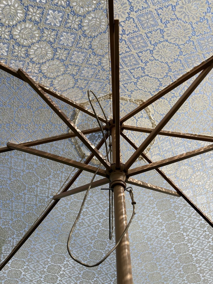 Parasols: Schöner Sonnenschirm mit Fransen  – Neuf (Voir description) à Altnau par kurvenmuehle 1