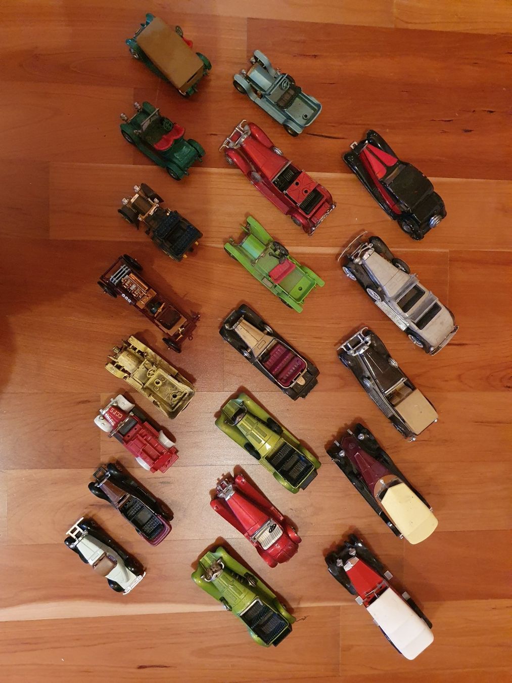 Modellini d'auto: Schrottplatz Oldtimer Machtbox und andere – Difettoso da Triesen venduto da platzproblem1 1