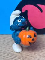 Schlumpf mit Kürbiskopf / Halloween, Kürbis