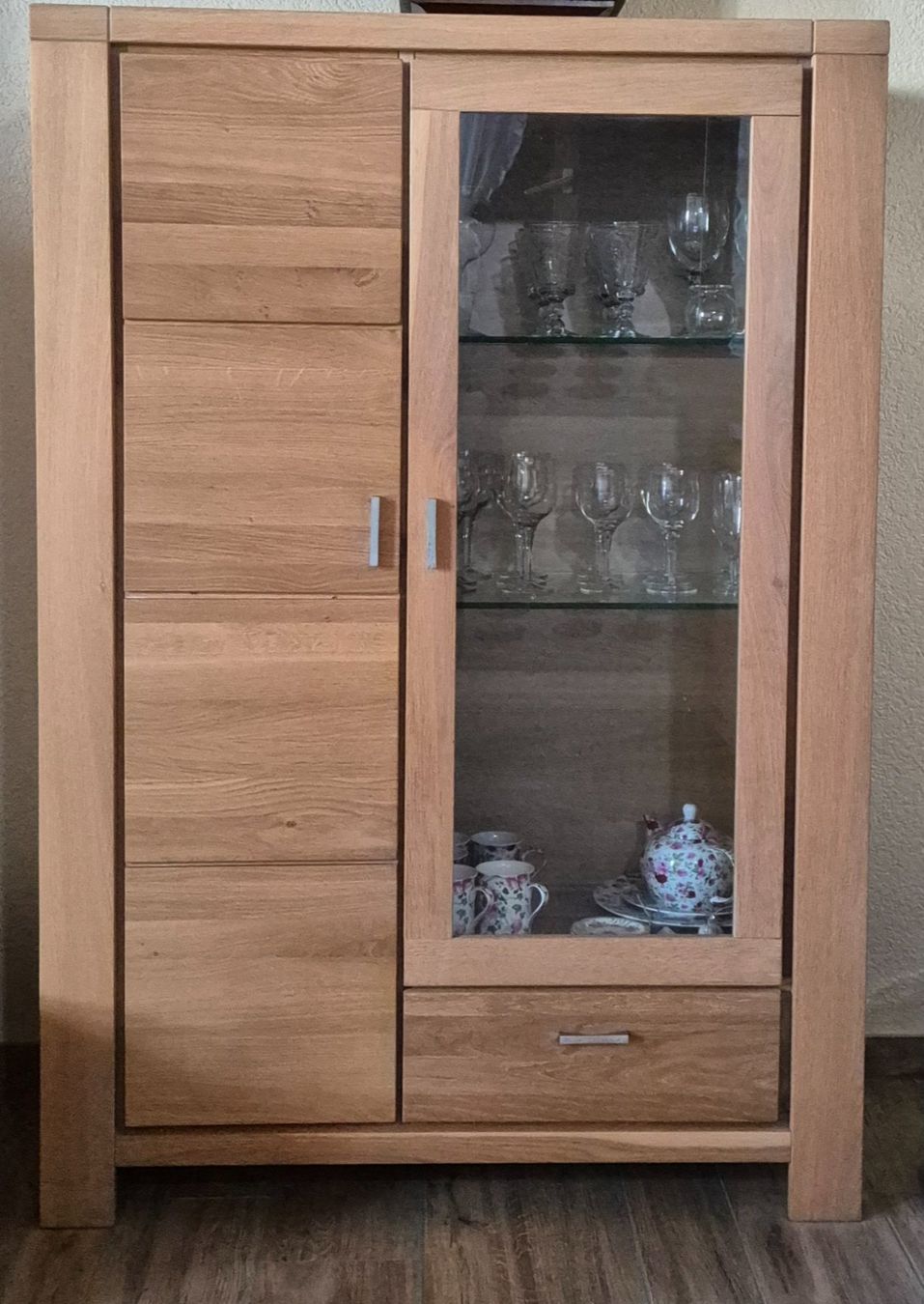 Vitrines: Vitrinenschrank – D'occasion à Safnern par gas_n5yk