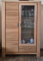 Vitrinenschrank