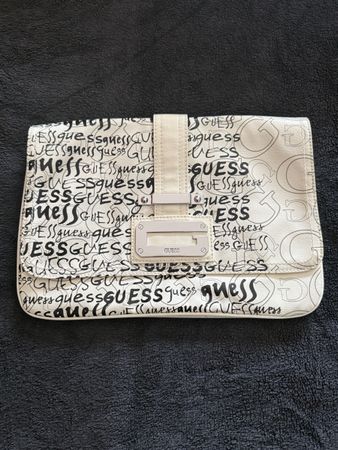 Sac à main Guess vintage en parfait état!