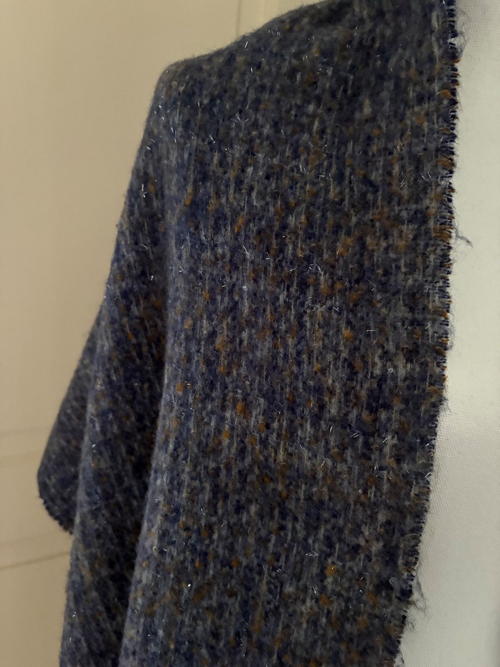 Foulards, Tücher & Schals: Schal, blau/grau/braun, warm, gross – Gebraucht aus Winterthur von Lepetitprince18 1