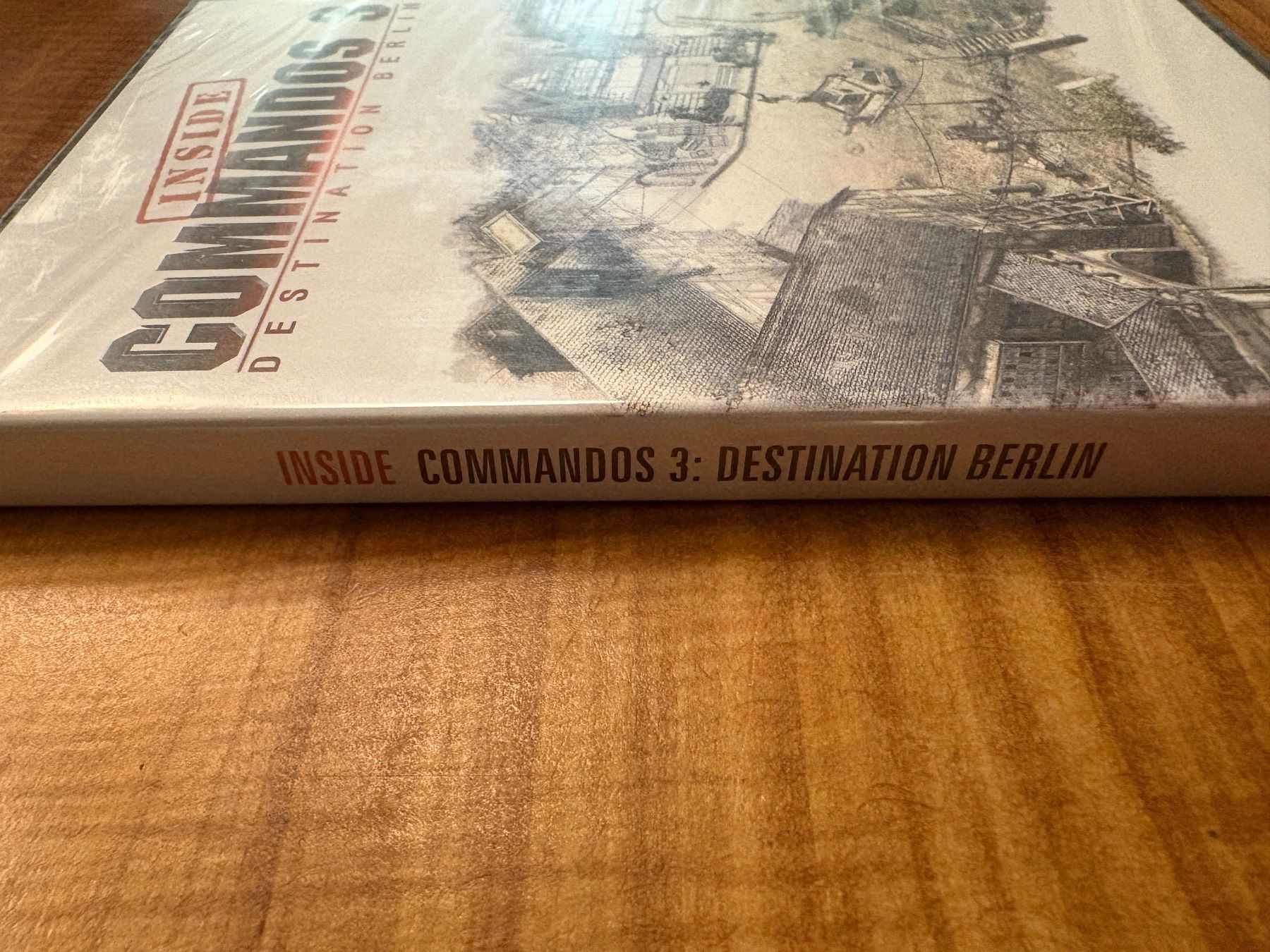 Tutti i DVDs: Inside Commandos 3  - DVD zum PC Spiel 2003 - (Sealed) – Usato da Niederhasli venduto da Manuf0 5