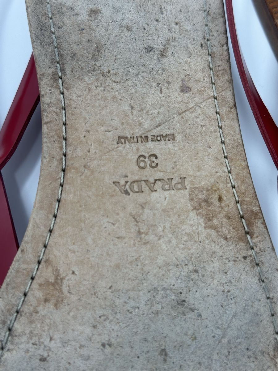 Prada Scarpe da donna: Prada Sandalen, Rot, Top Zustand  – Usato da Luzern venduto da 041Vintage 3