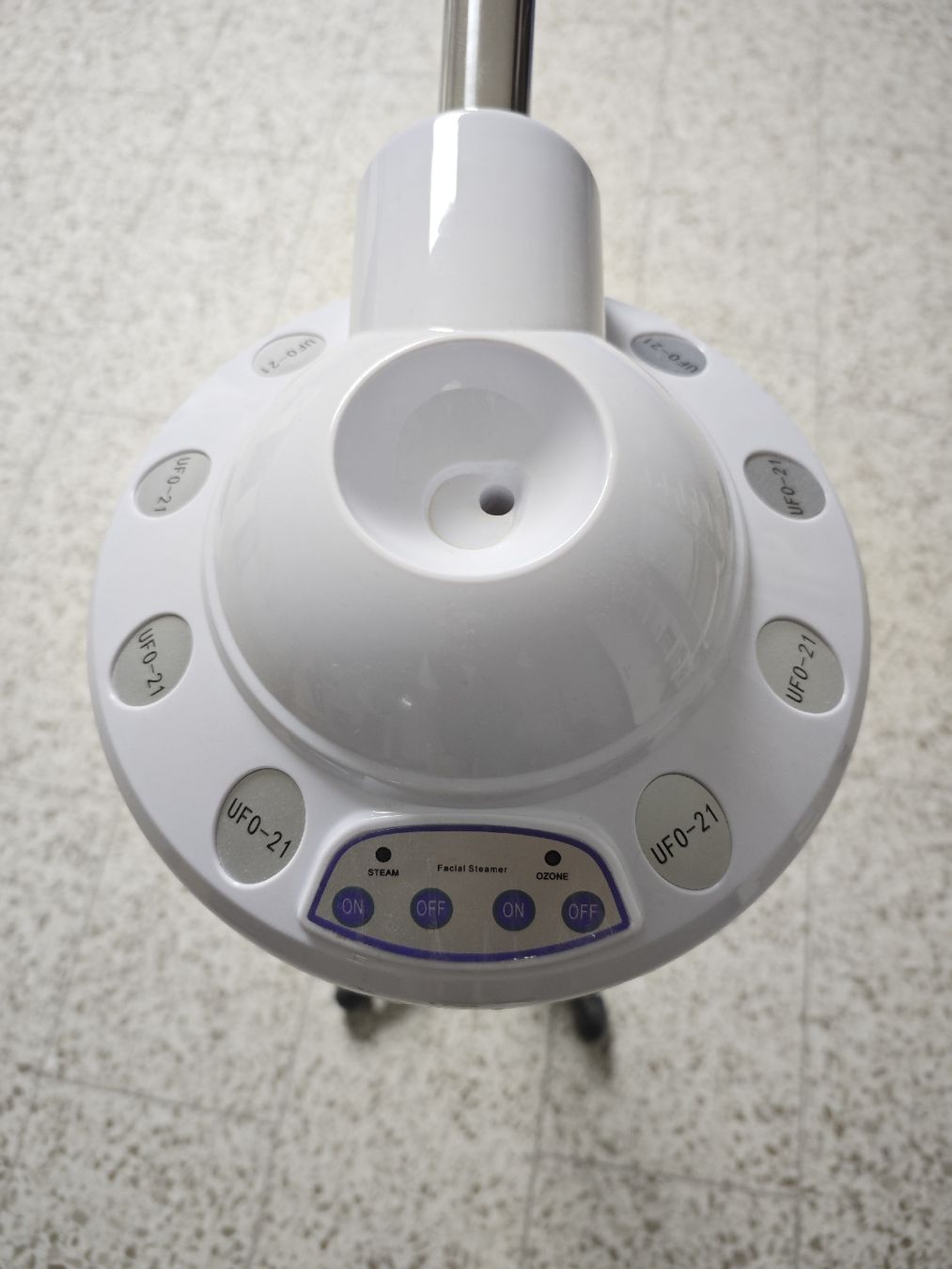 Gesichtspflege: Professioneller Gesichts-Dampfer UFO-21 kosmetic – Gebraucht aus Chur von Edina1994 3