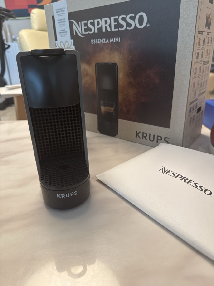 Krups Macchine per caffè & Macchine per espresso: Essencza mini- nespresso – Nuovo (secondo la descrizione) da Glattbrugg venduto da prod01 5