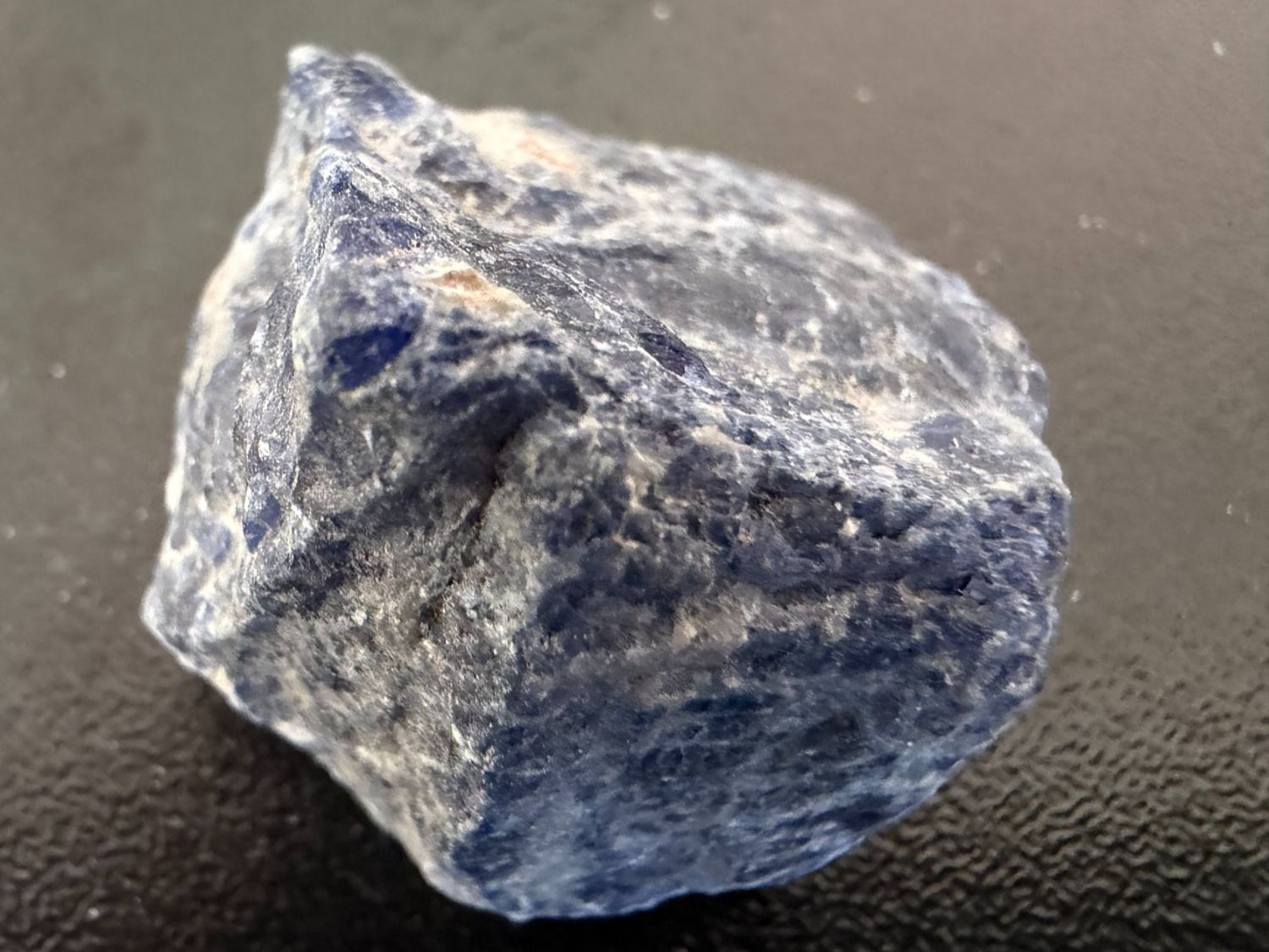 Minerali & Pietre curative: Sodalite,  Namibia (5.16) – Nuovo (secondo la descrizione) da Muri b. Bern venduto da Gemmes 1