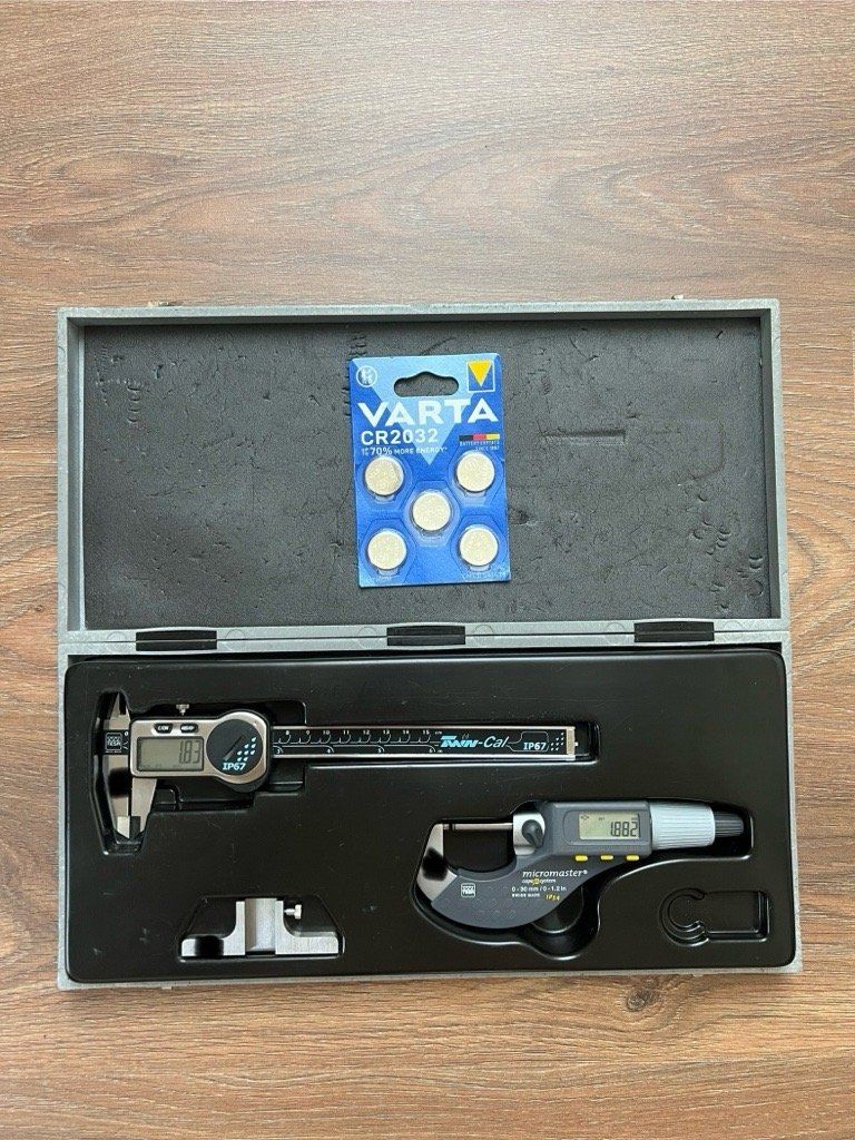 Tesa Misurare: Set d'instruments de mesure digitaux TESA (Swiss Made) – Usato da Môtiers NE venduto da ElGreco3099