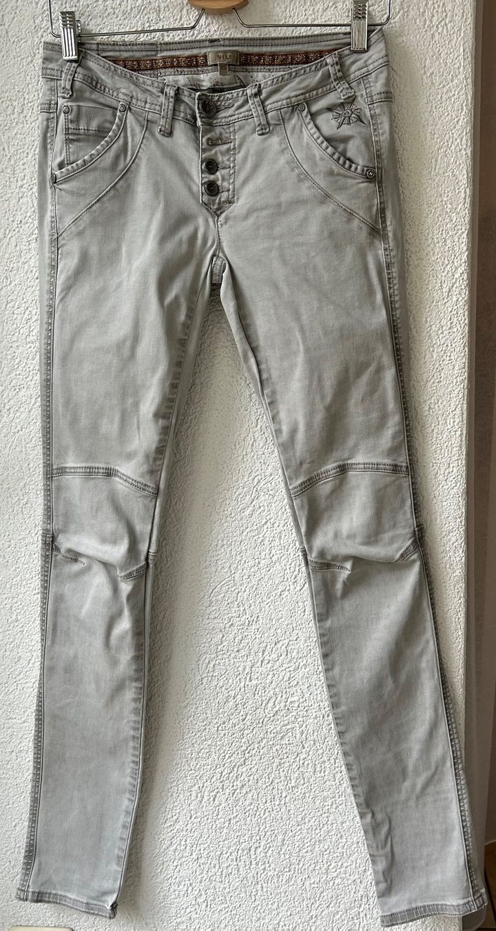 Nile Pantaloni: NILE Hose – Usato da STUDEN BE venduto da SMIROS