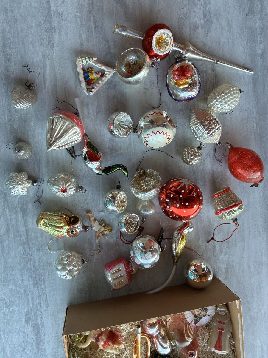 Toutes les décorations: Alter Weihnachtsschmuck ca 50 Stk. – D'occasion à Aeschlen ob Gunten par Maroeggu 2