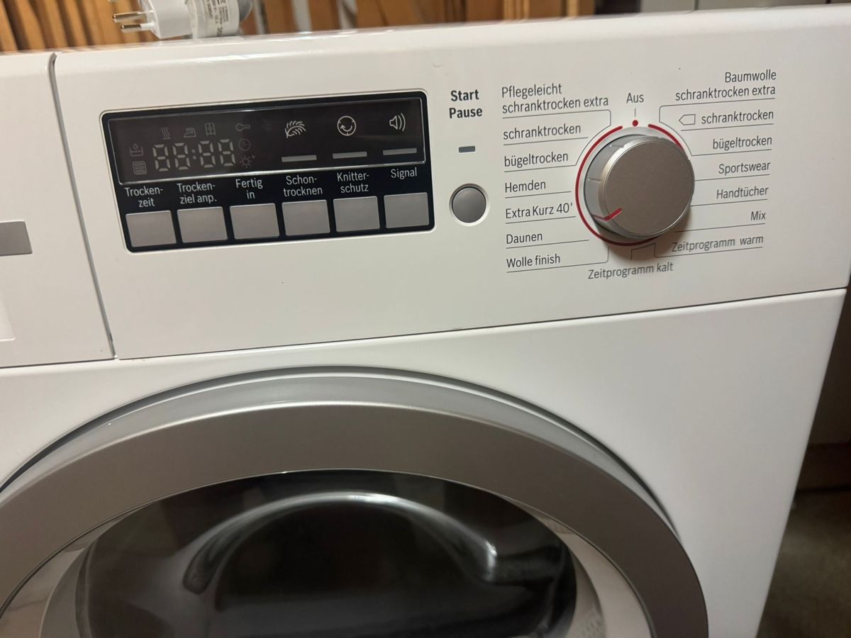 Bosch Machines à sécher: Wäschetrockner Bosch  – D'occasion à Grenchen par ika.nf 1