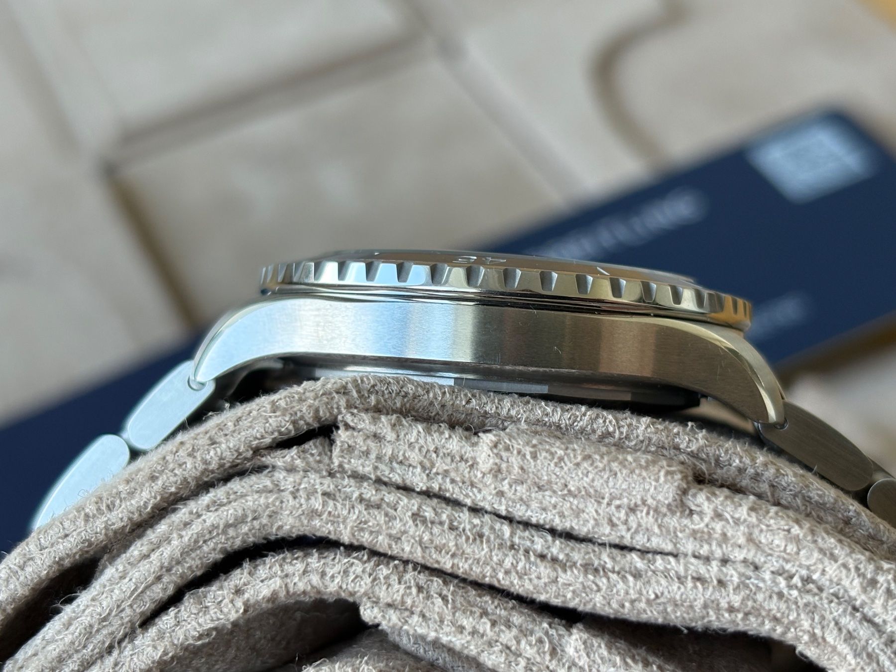 Breitling Uhren: Breitling Superocean Automatic 42 Fullset – Gebraucht aus Birsfelden von Mynos 8