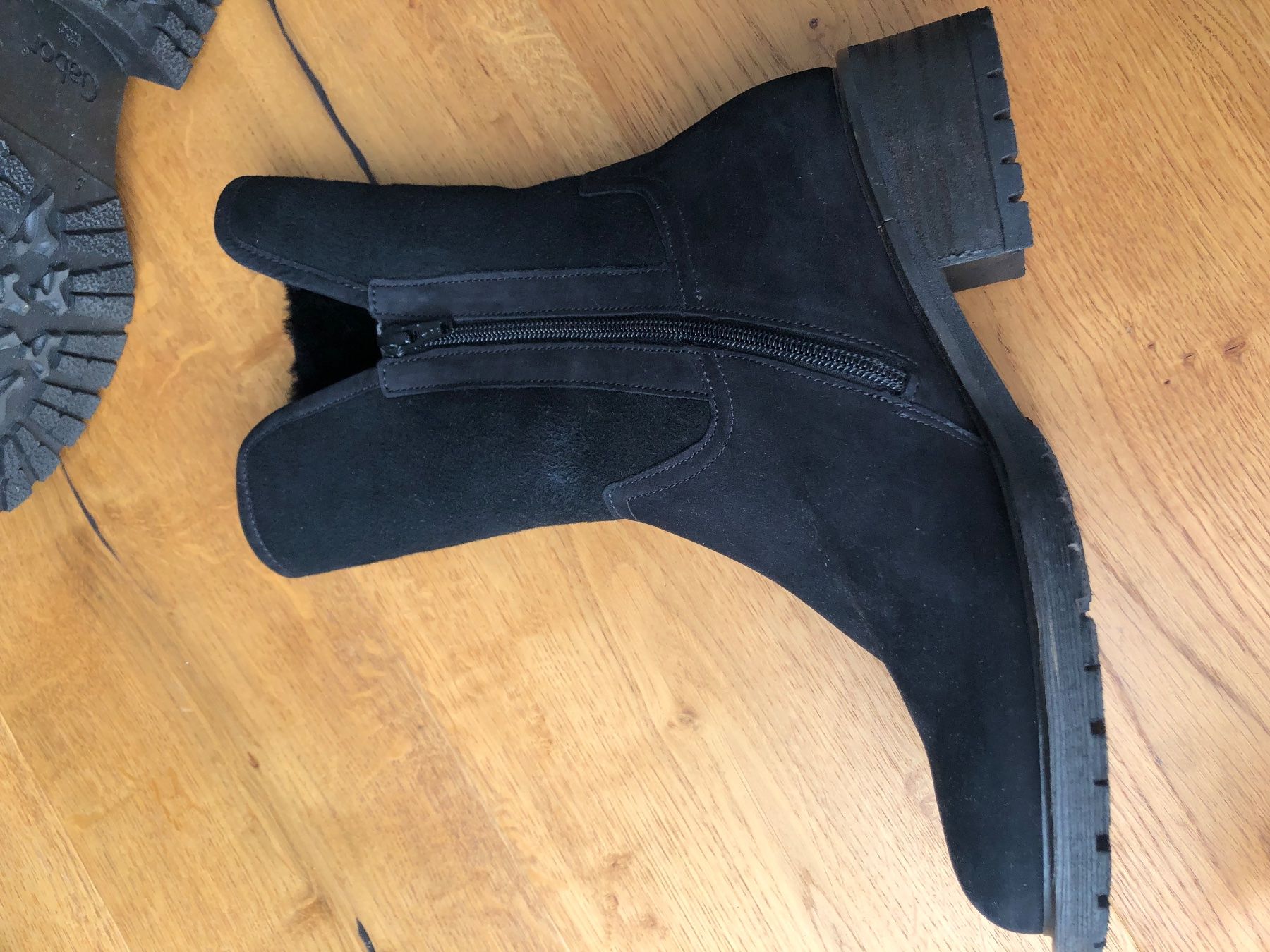 Gabor Damenschuhe: Gabor Rauleder Stiefeletten gefüttert – Gebraucht aus Zürich von sel_9kd 1