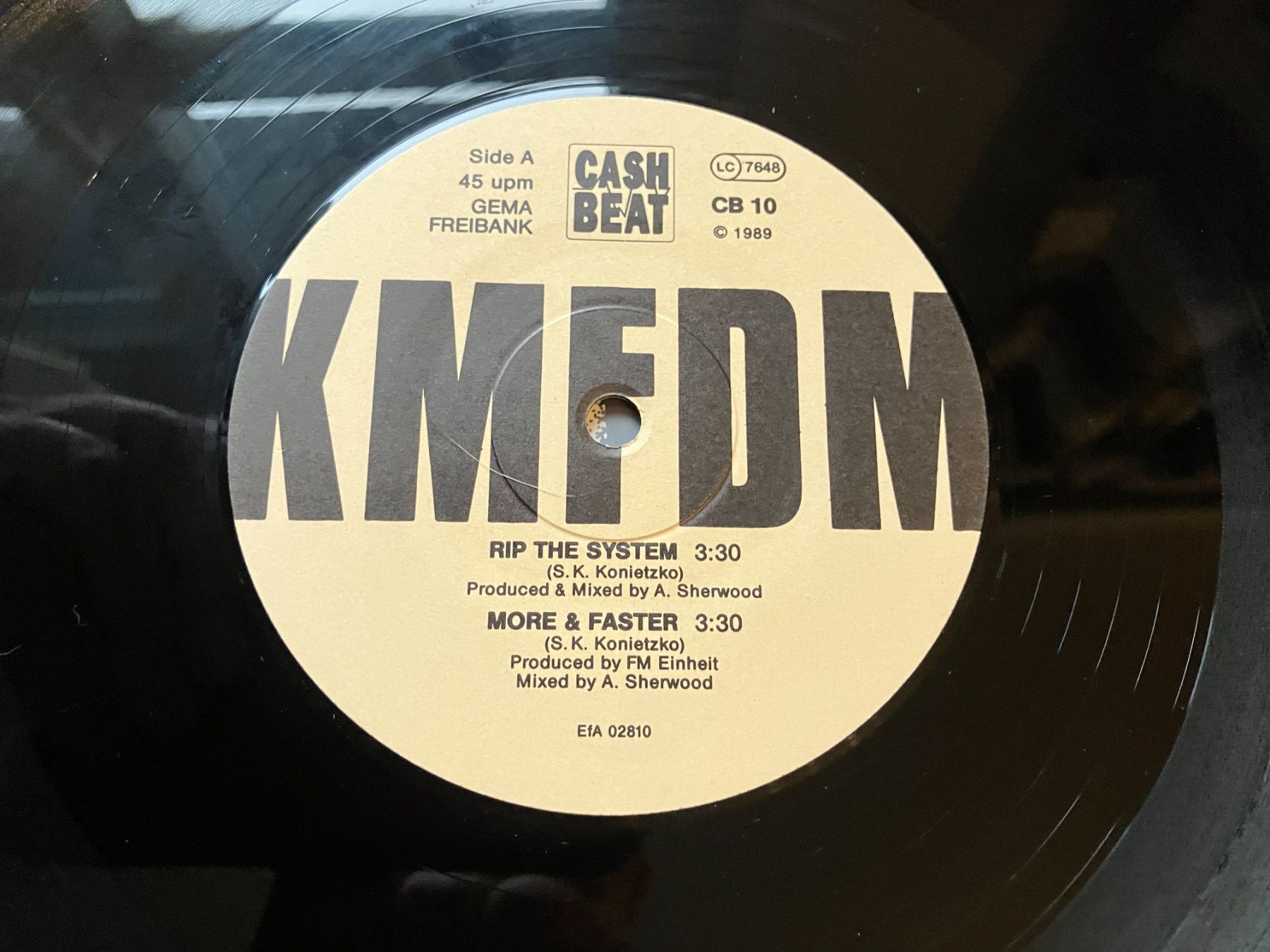 Dischi in vinile: KMFDM – Usato da Aarwangen venduto da Jukebox3 4